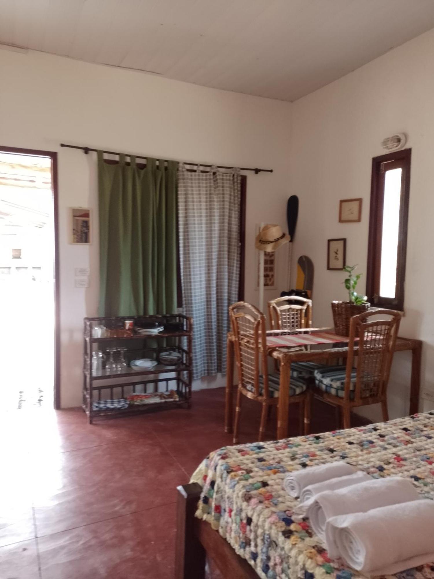 Chale Perto Da Praia Com Duas Suites E Varandao Pacatuba  Экстерьер фото
