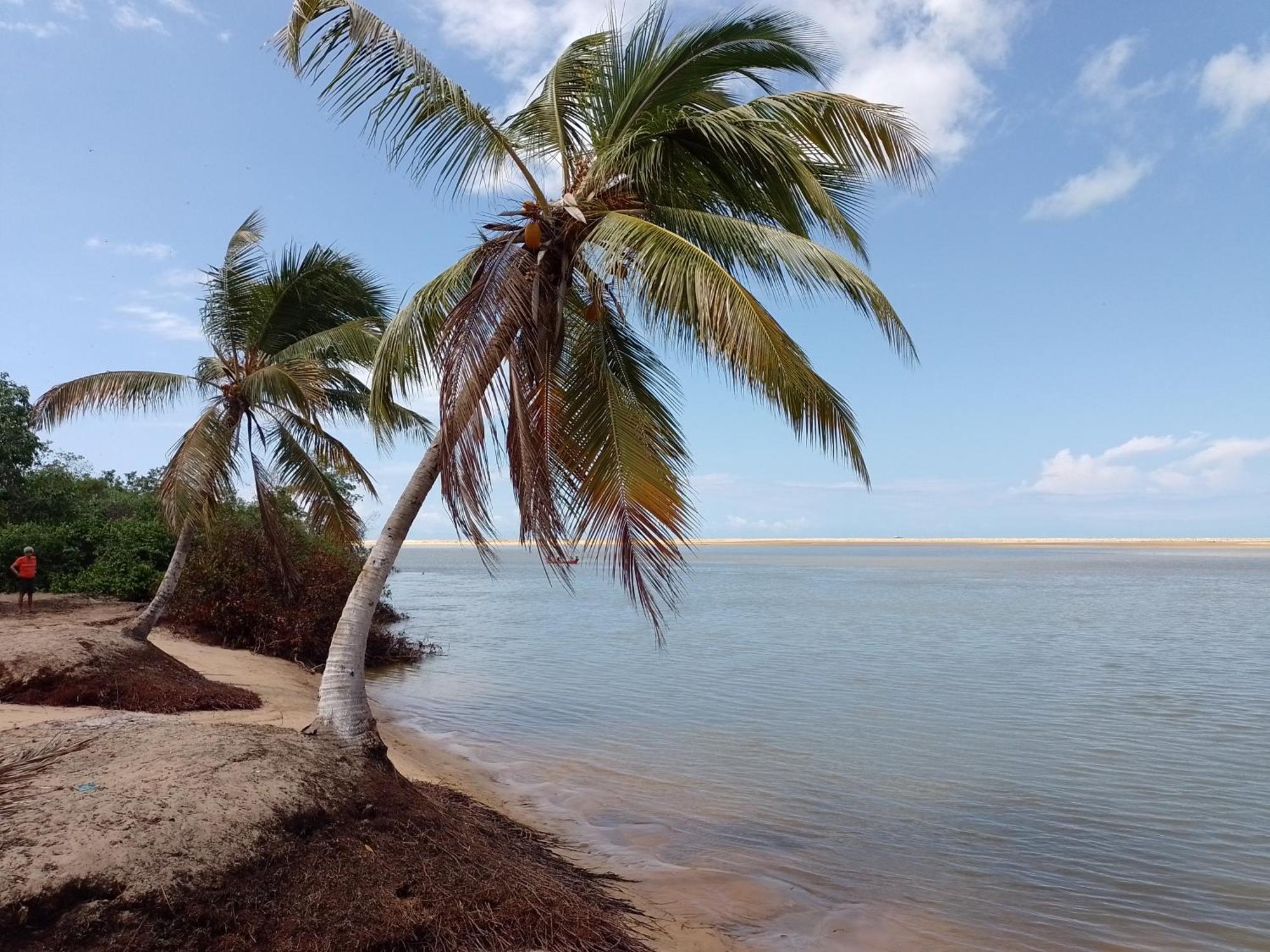 Chale Perto Da Praia Com Duas Suites E Varandao Pacatuba  Экстерьер фото